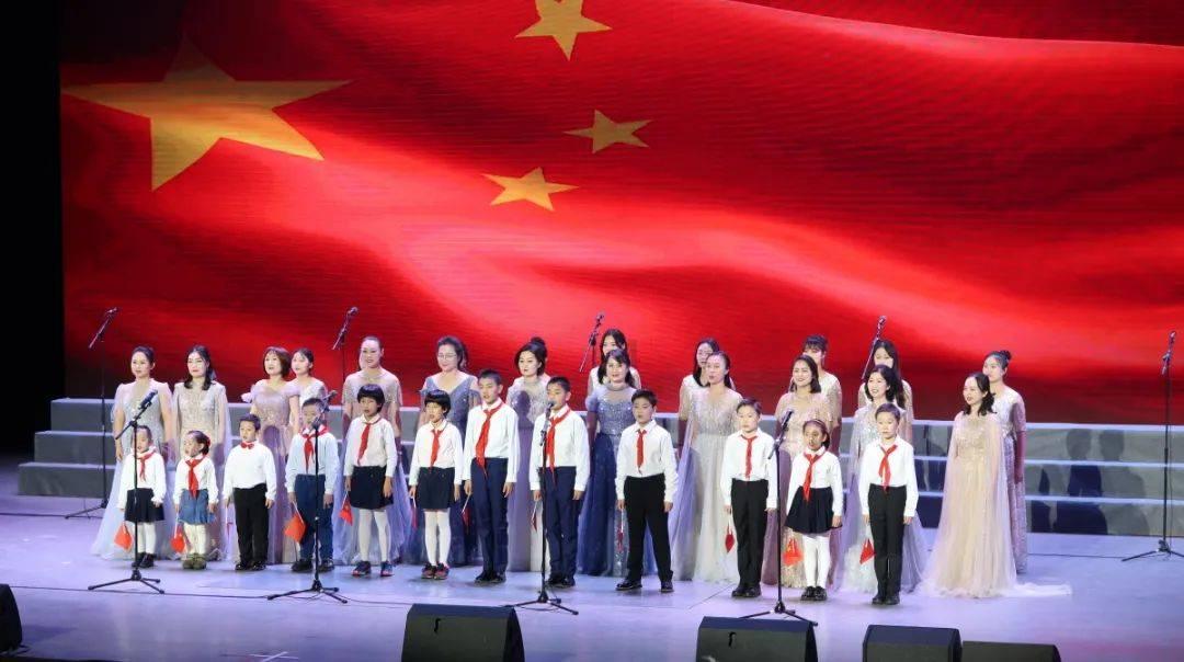 小镇惊魂